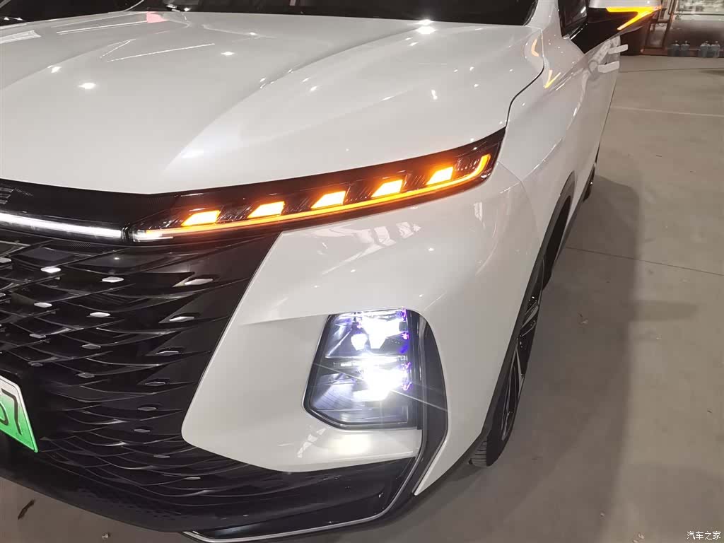 Roewe RX5, 2022 24