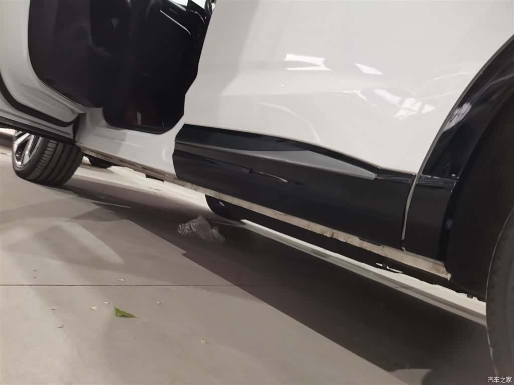 Roewe RX5, 2022 22