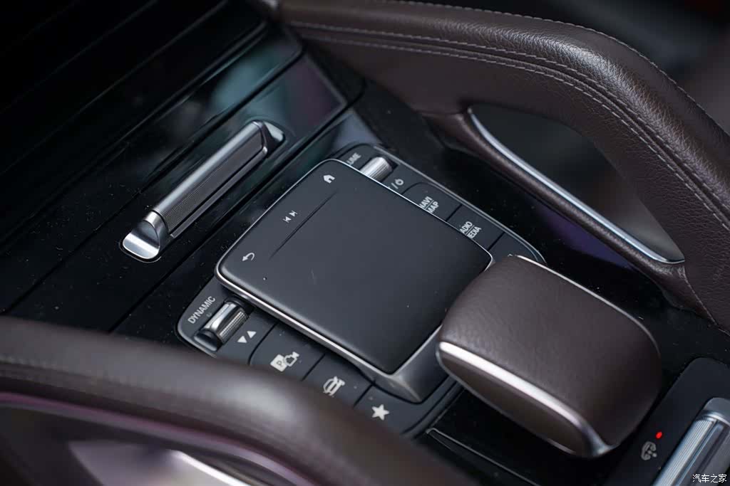 Mercedes-Benz GLE, 2020 16