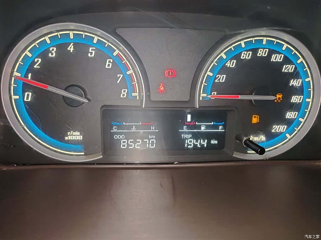 Wuling 730, 2014 12