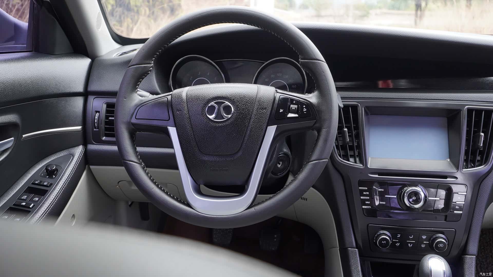 BAIC D50, 2015 13