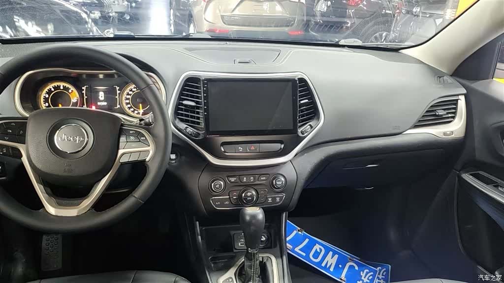 Jeep Cherokee, 2018 7
