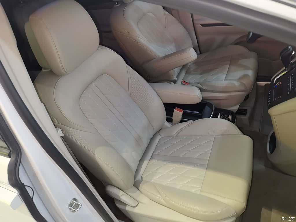 Buick GL8, 2019 25