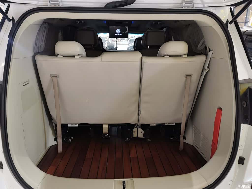 Buick GL8, 2019 19