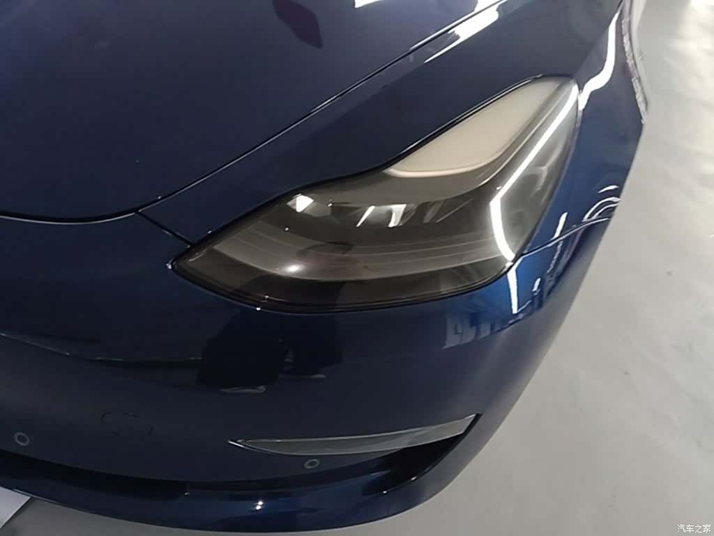 Tesla Model 3, 2021 24