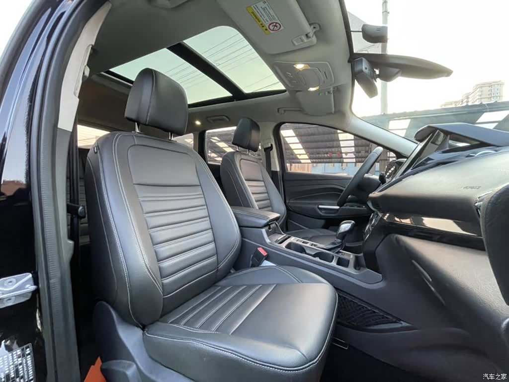Ford Kuga, 2020 все фото