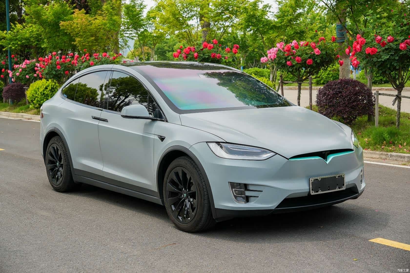 Tesla Model X, 2017 3
