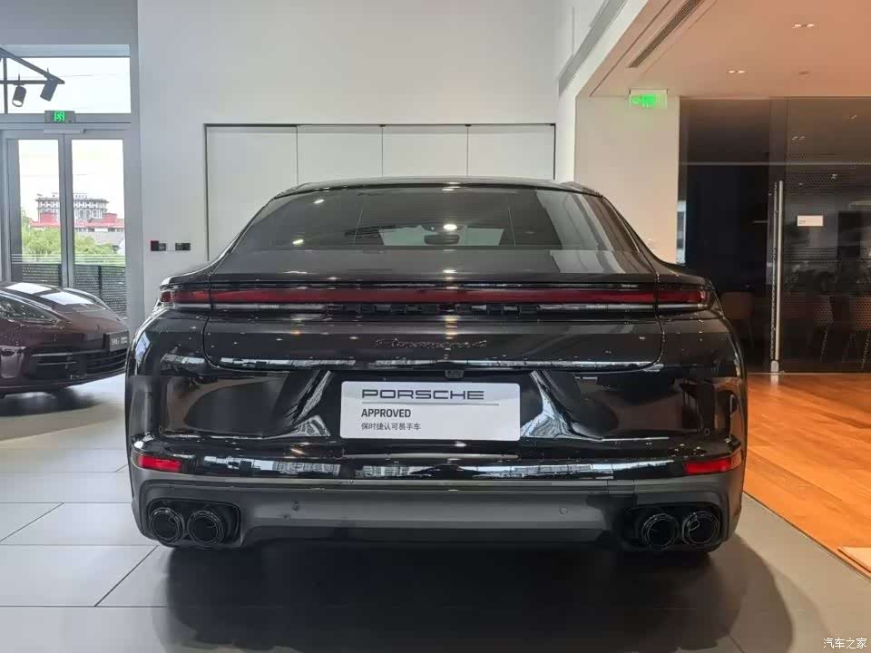 Porsche Panamera, 2025 12