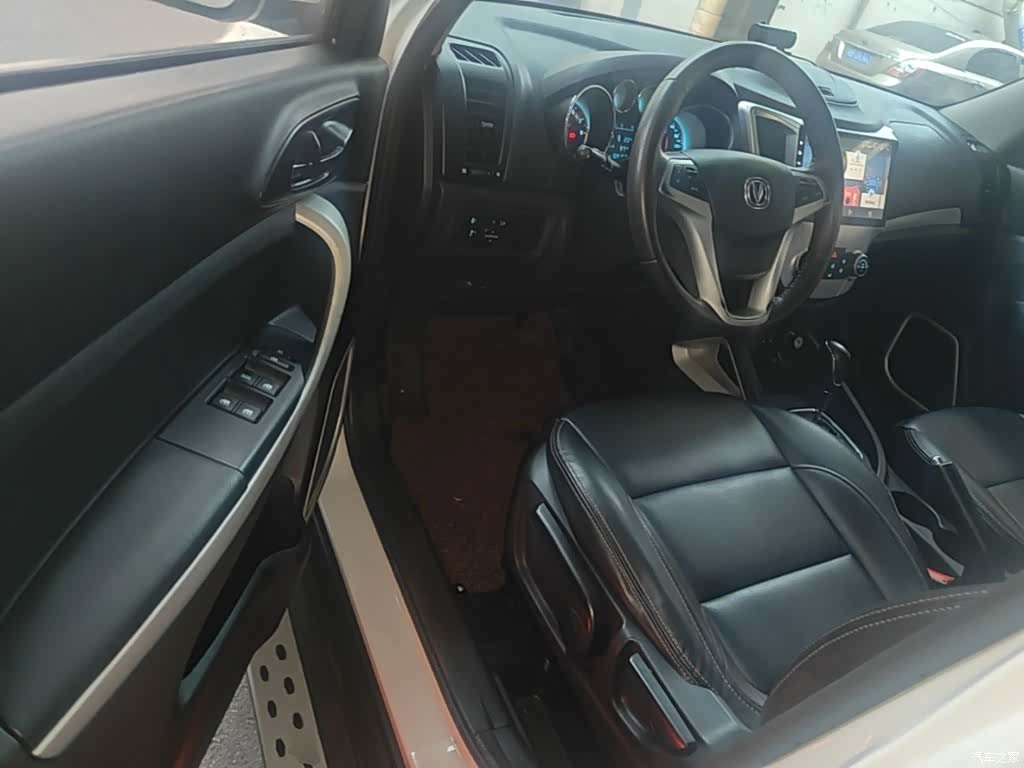 Changan CS35, 2015 16