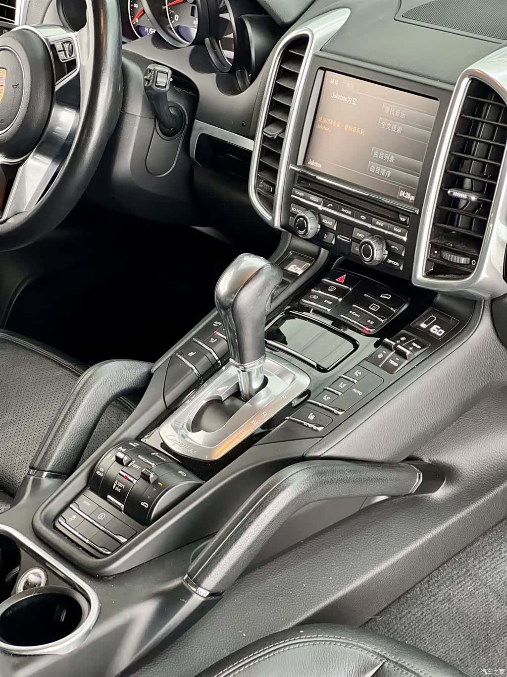 Porsche Cayenne, 2015 10