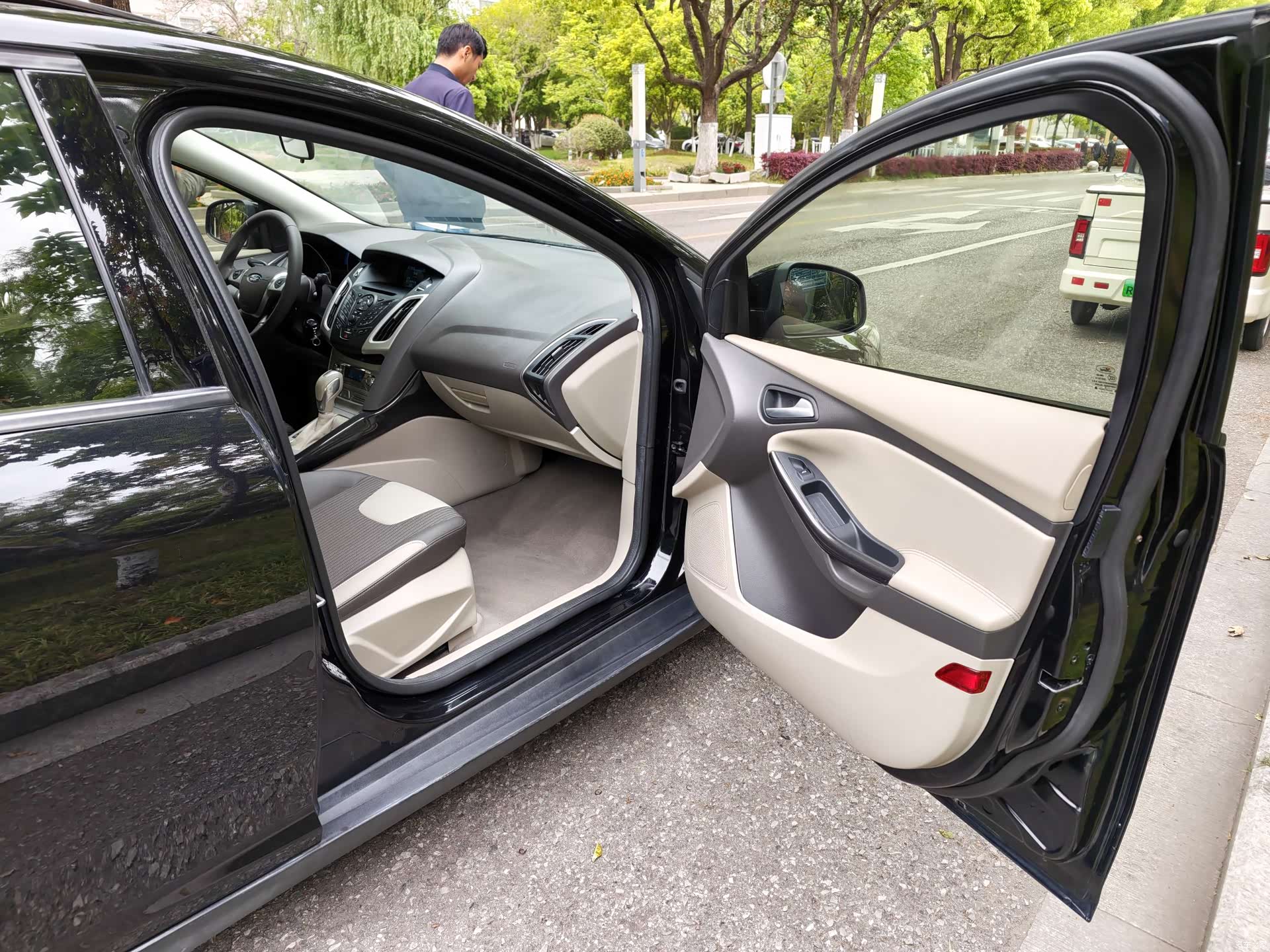 Ford Focus, 2013 15