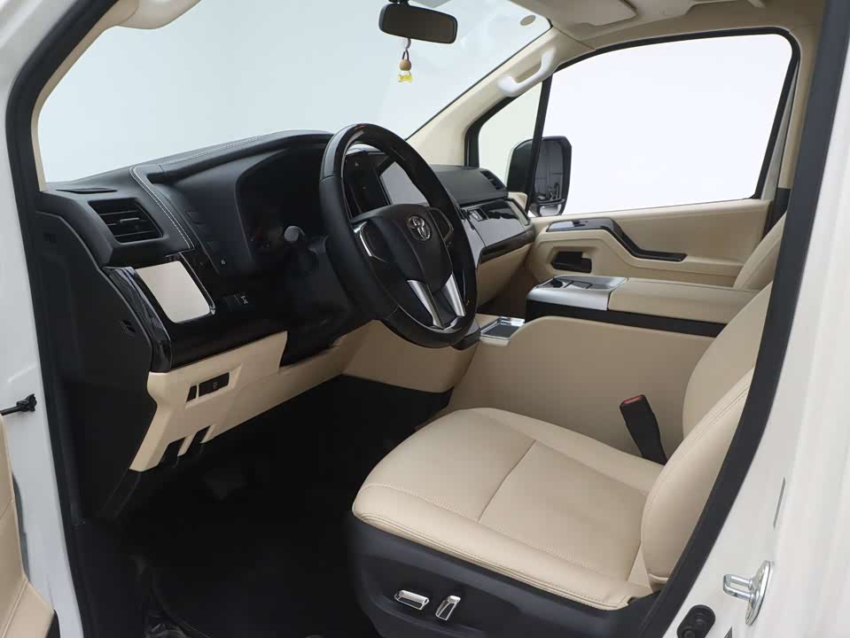 Toyota HIACE Toyota HIACE