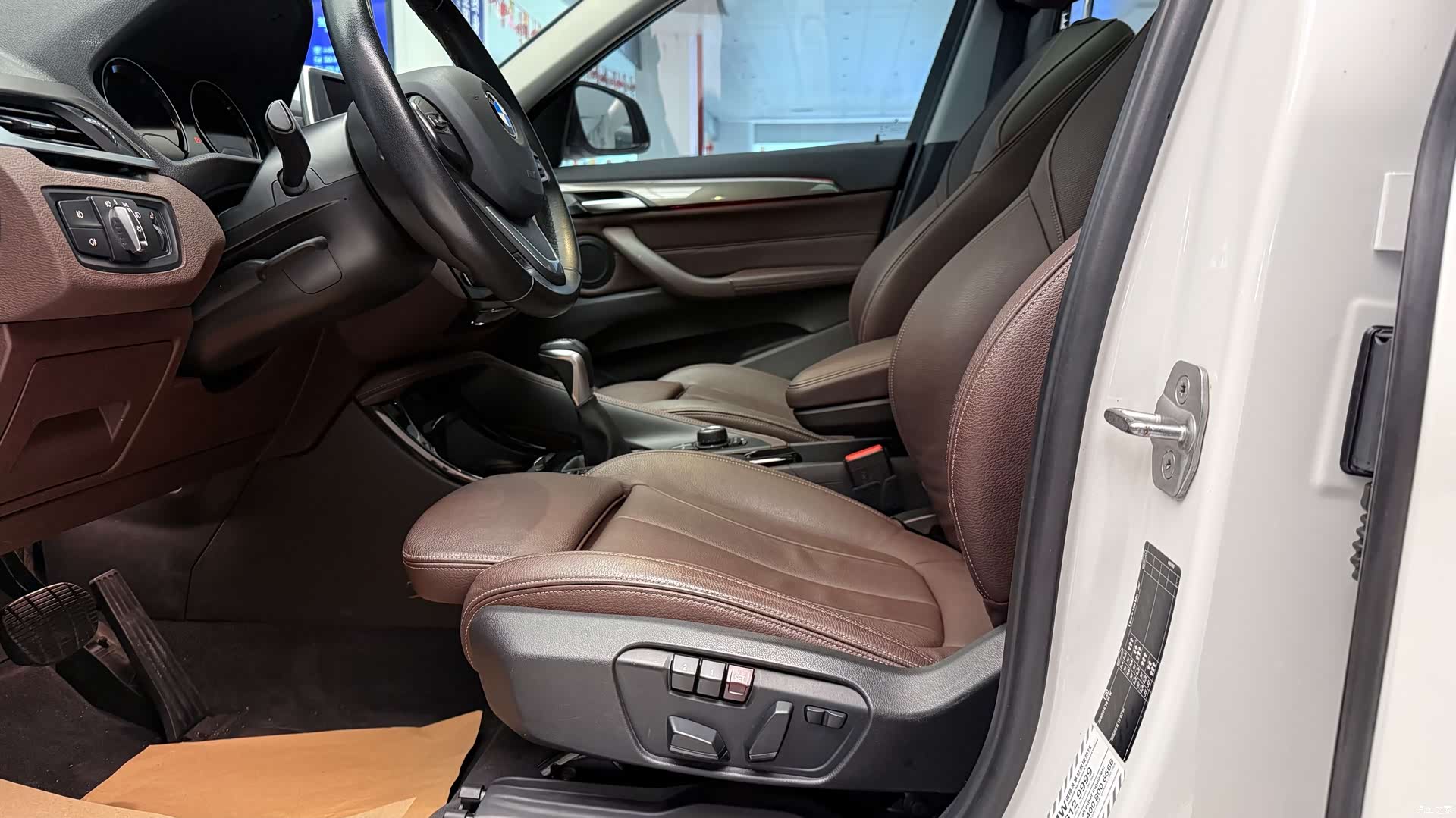 BMW X1, 2019 12