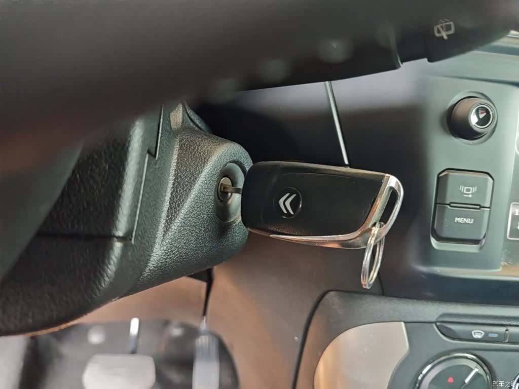 Citroen C3-XR, 2016 9