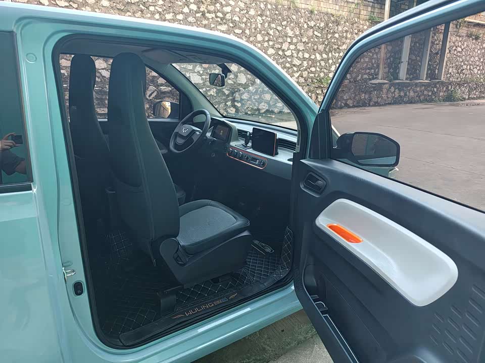 Wuling Hongguang MINIEV Wuling Hongguang MINIEV