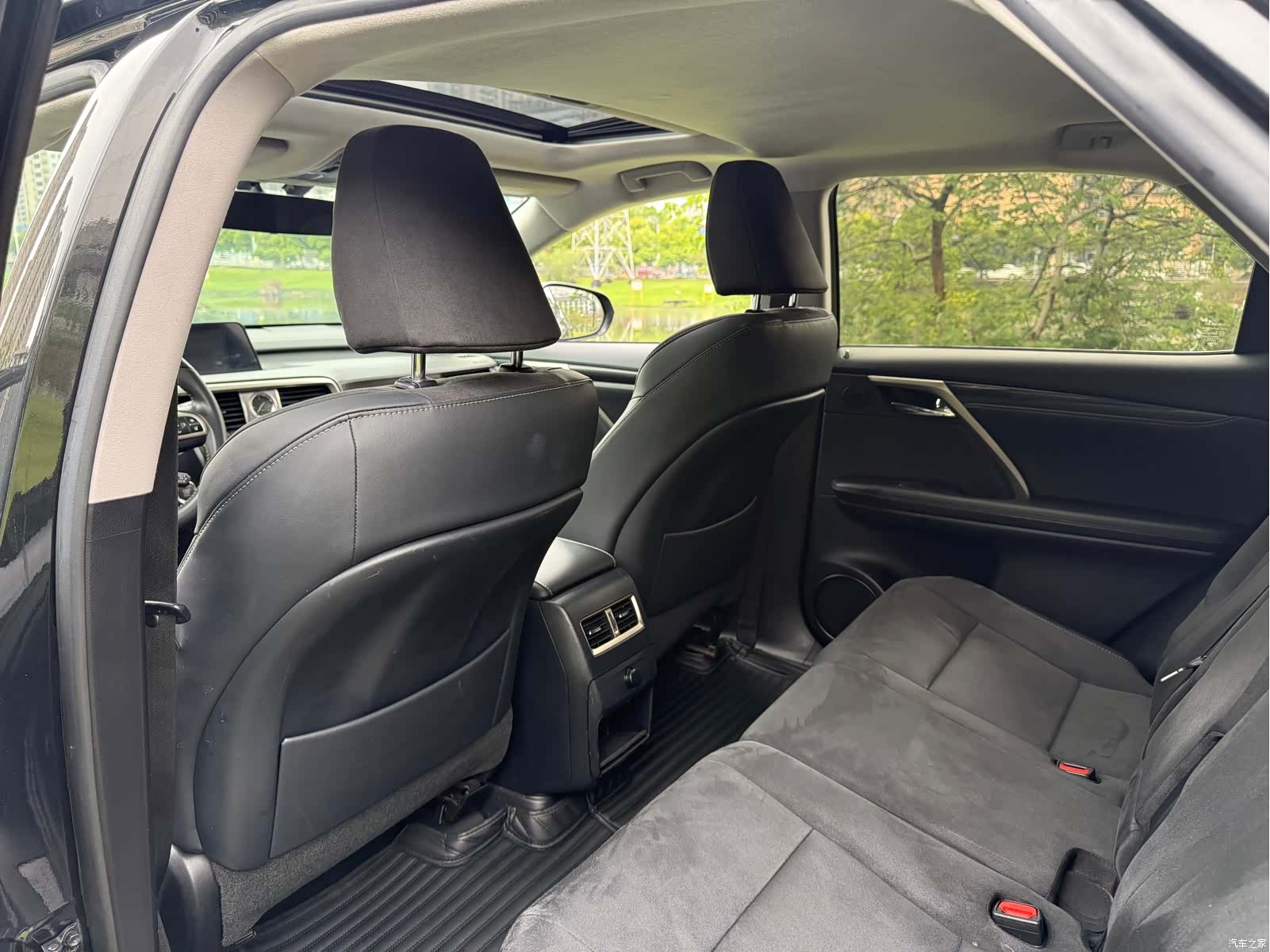 Lexus RX, 2019 8