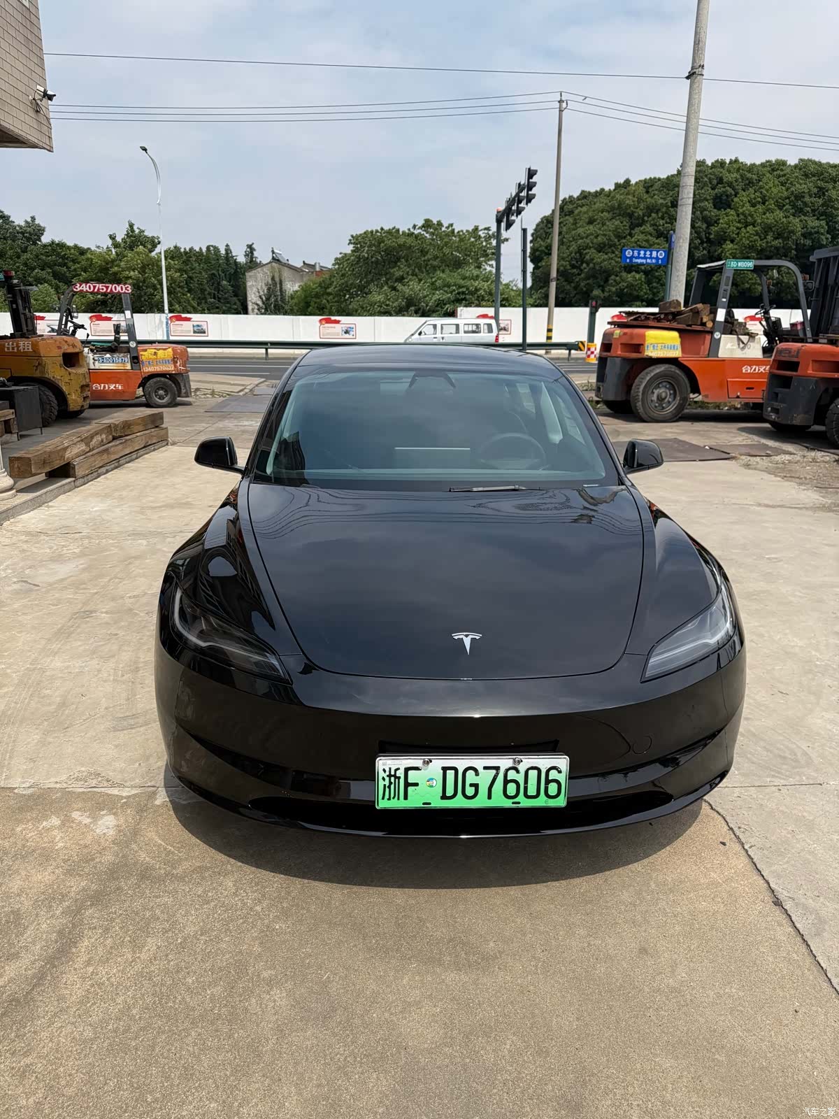 Tesla Model 3, 2025 2