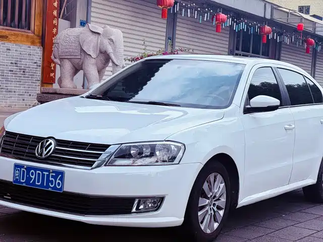 Volkswagen Lavida 2014 — купить из Китая под заказ