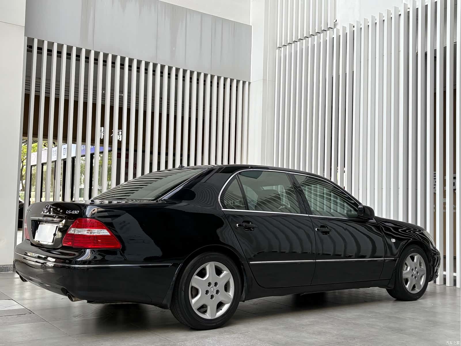 Lexus LS, 2005 17