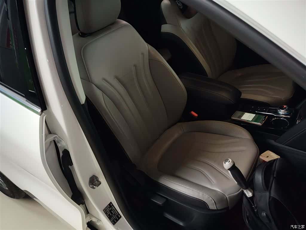 Ford Escape, 2023 20