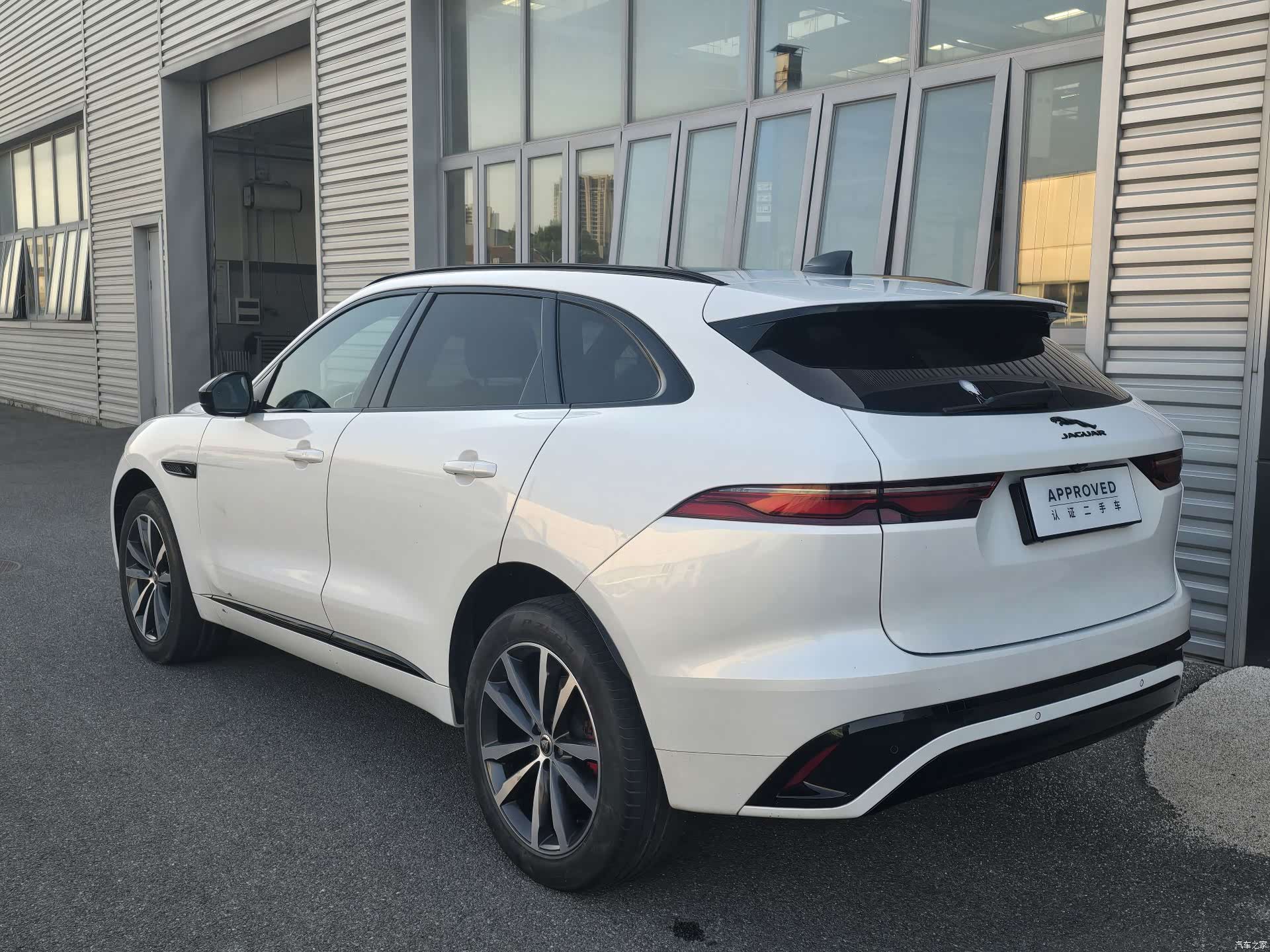 Jaguar F-PACE, 2024 6