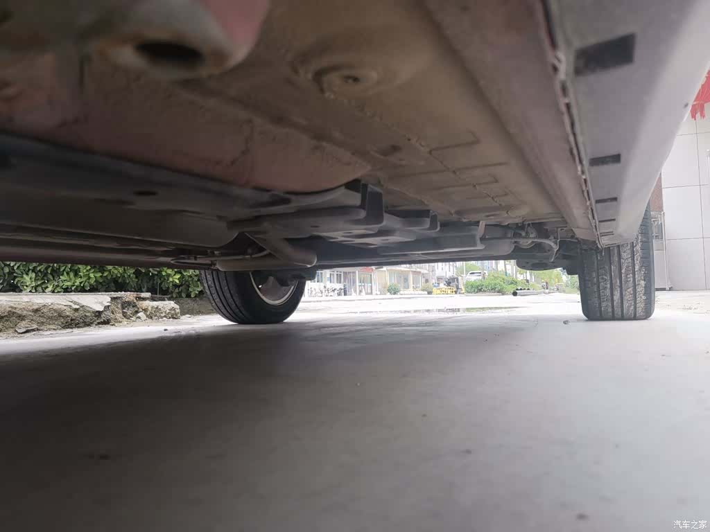 Changan CS15, 2017 19