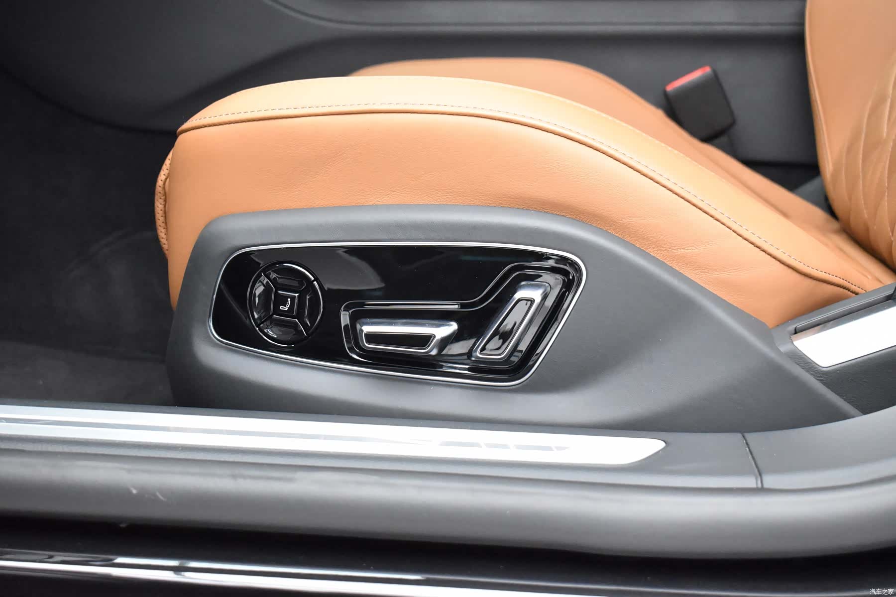 Audi A8L, 2022 16