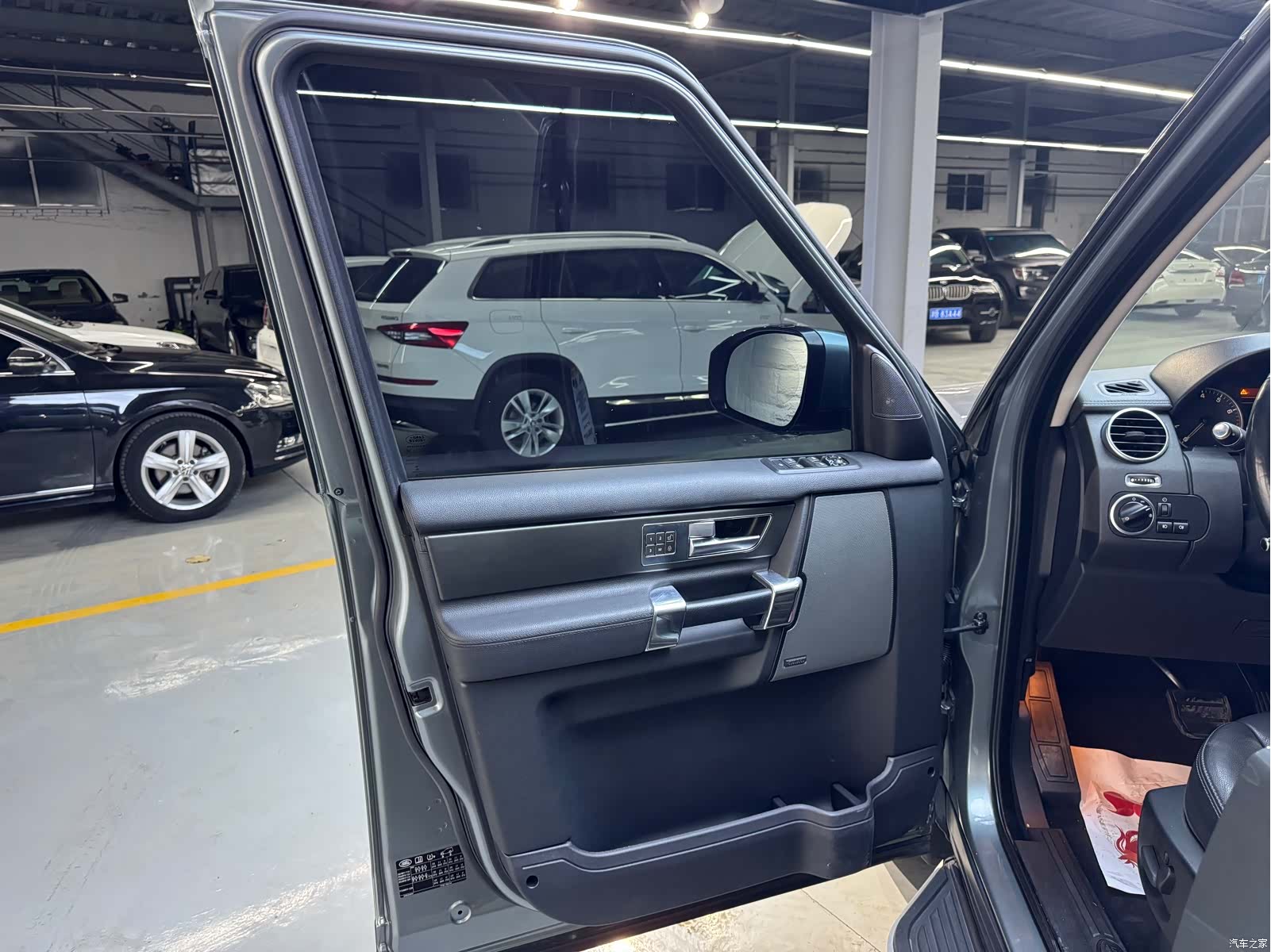 Land Rover Discovery, 2015 8