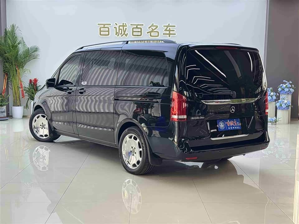 Mercedes-Benz V-class