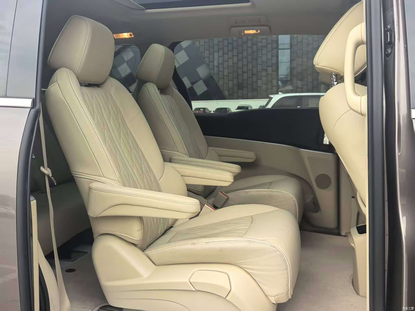 Buick GL8, 2023 13