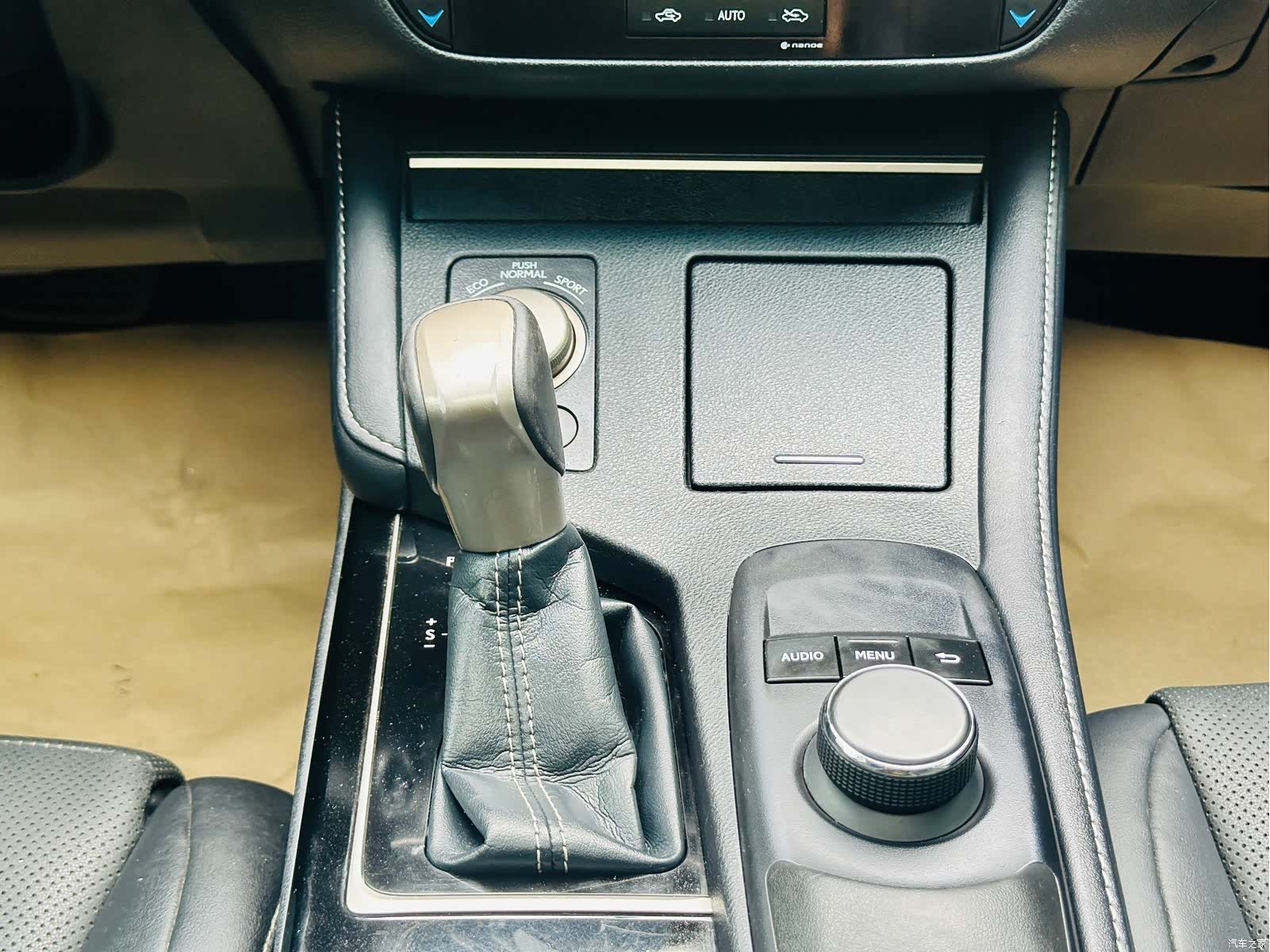 Lexus ES, 2018 29