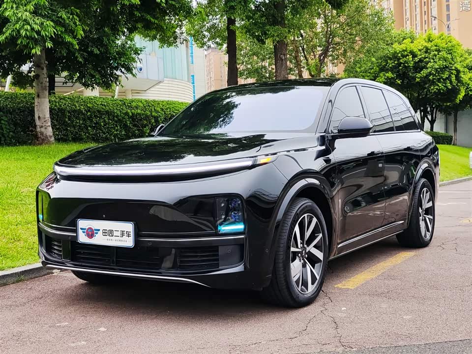 Li Auto Ideal L8