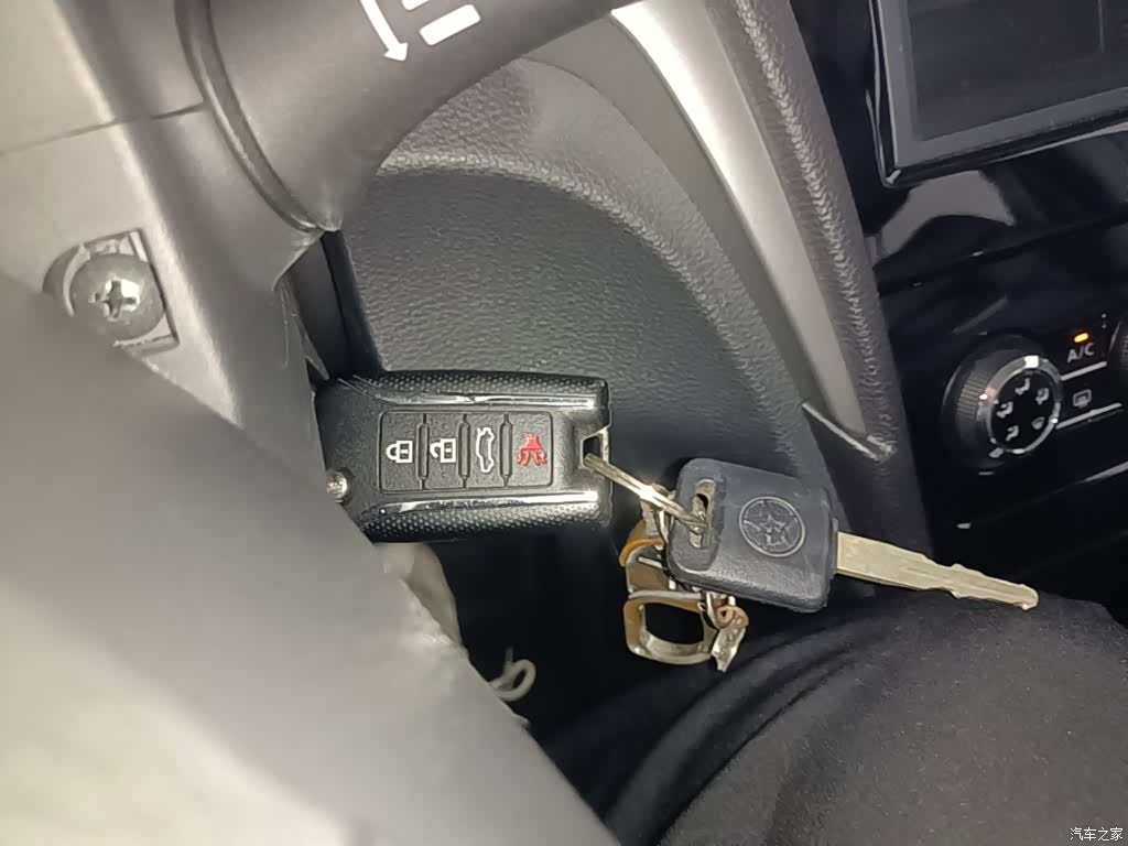 Nissan D60, 2022 11