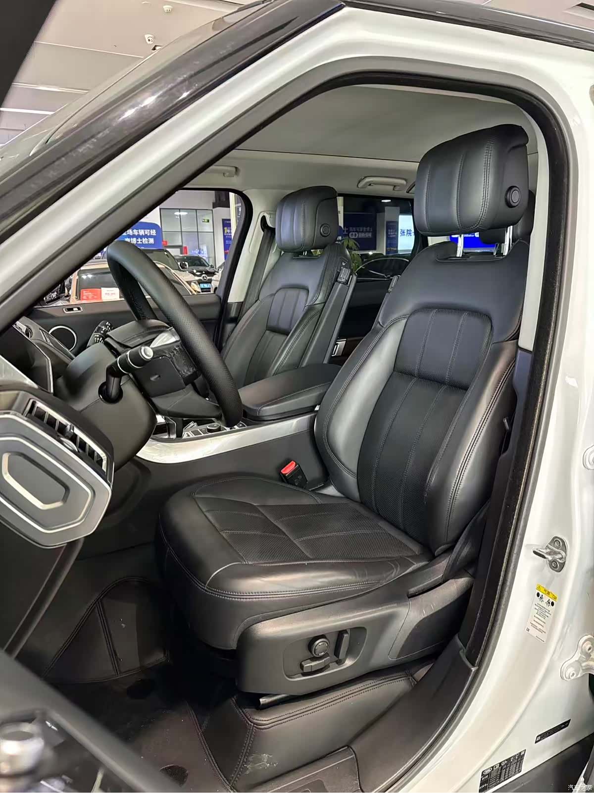 Land Rover Range Rover, 2020 4