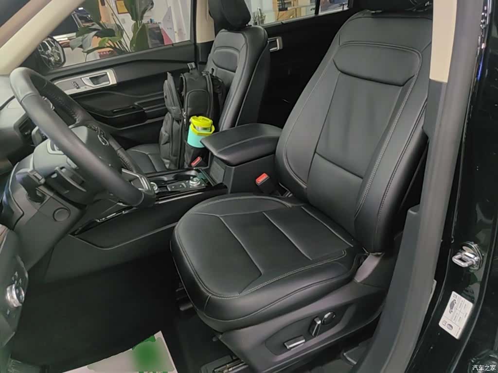 Ford Explorer, 2021 15