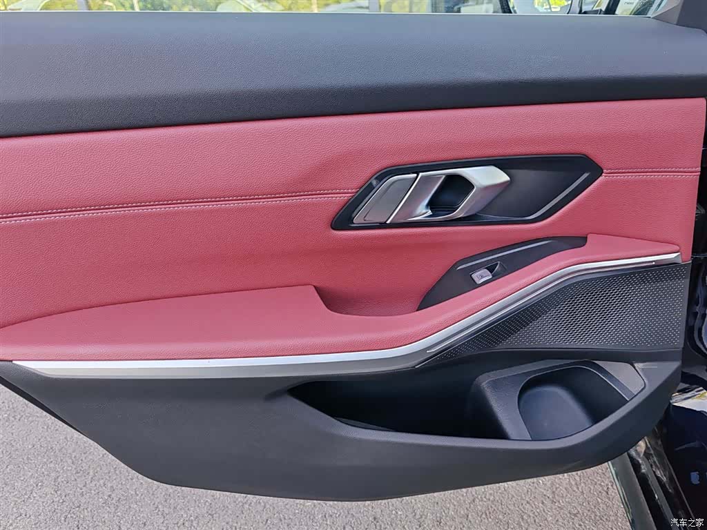BMW 3 Series, 2025 18