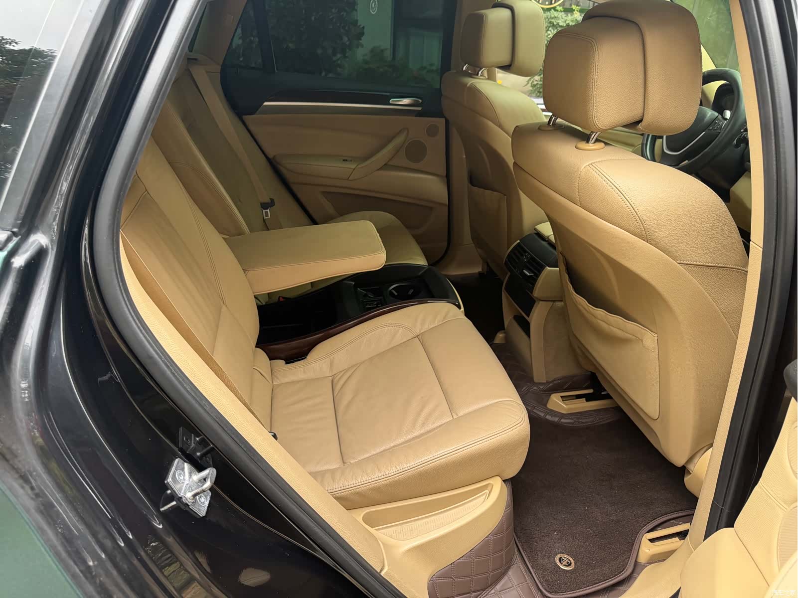 BMW X6, 2011 13