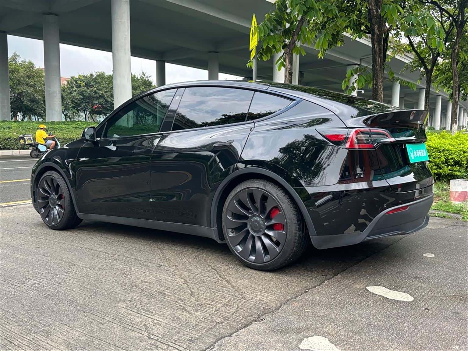 Tesla Model Y, 2021 2