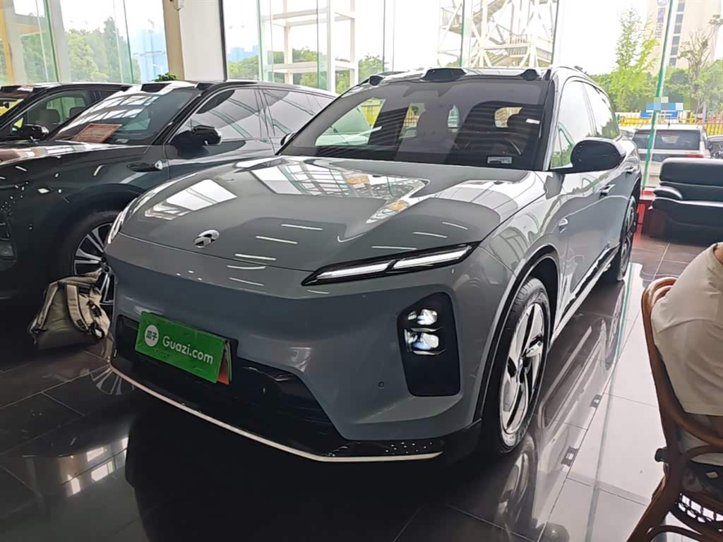 NIO ES6