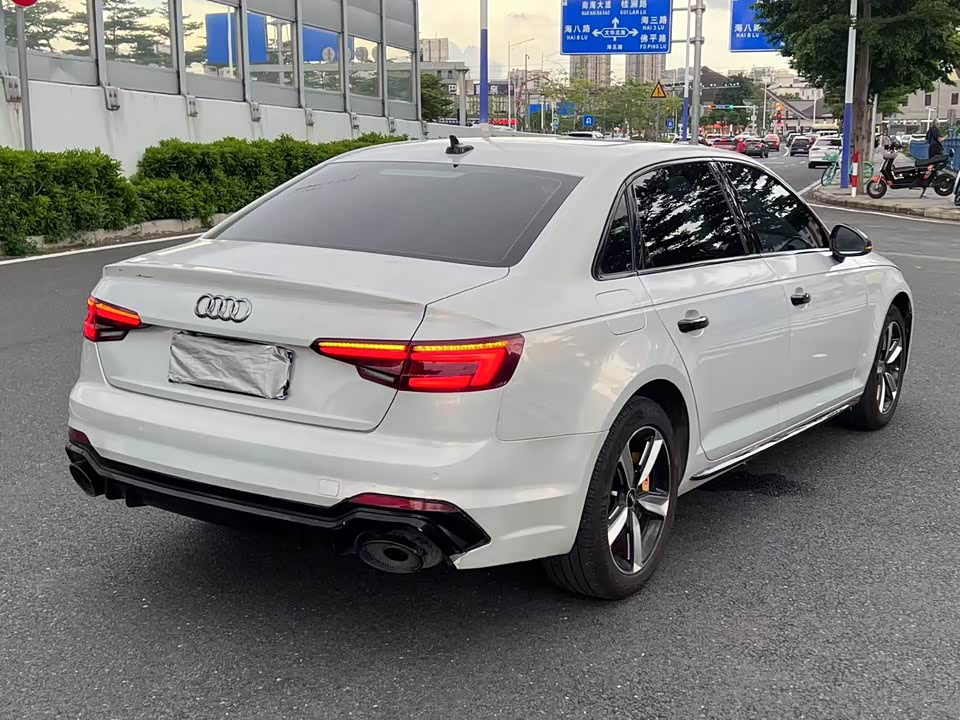 Audi A4L