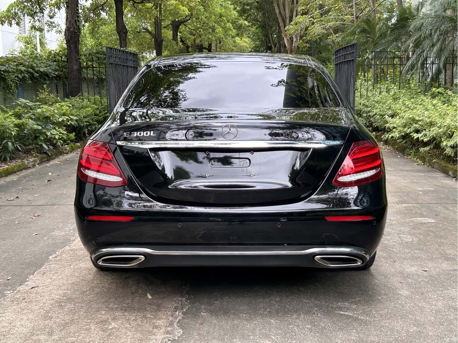 Mercedes-Benz E-Class, 2020 все фото