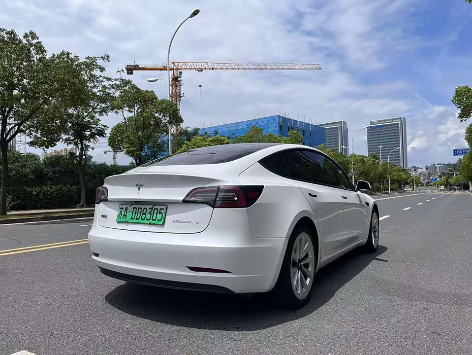 Tesla Model 3 Tesla Model 3