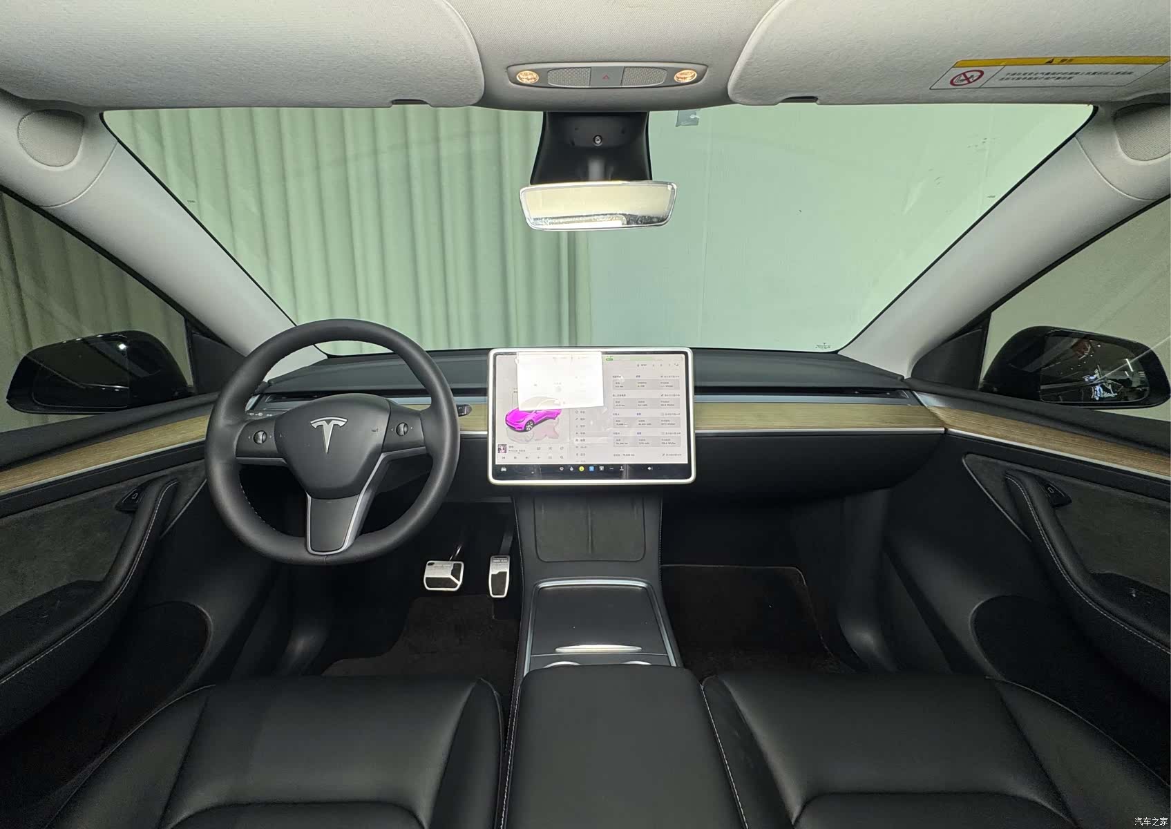 Tesla Model Y, 2022 27
