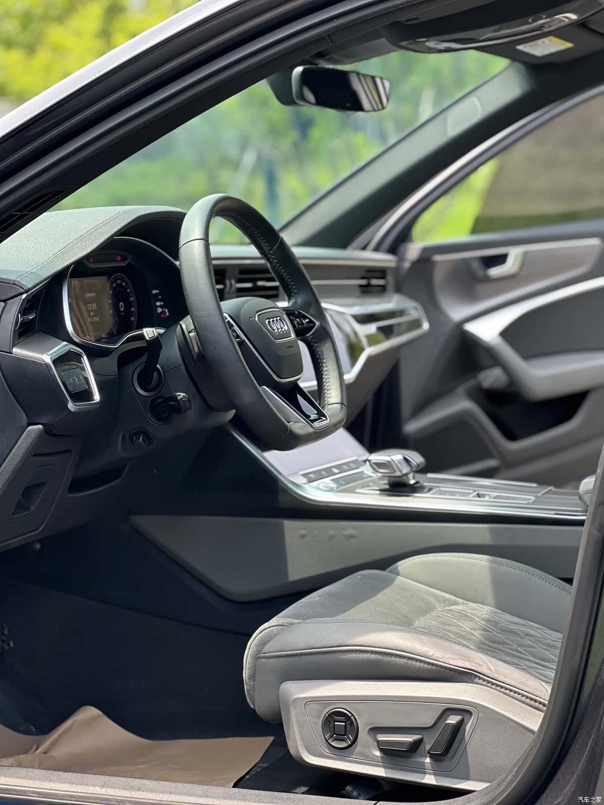 Audi A6L, 2020 10