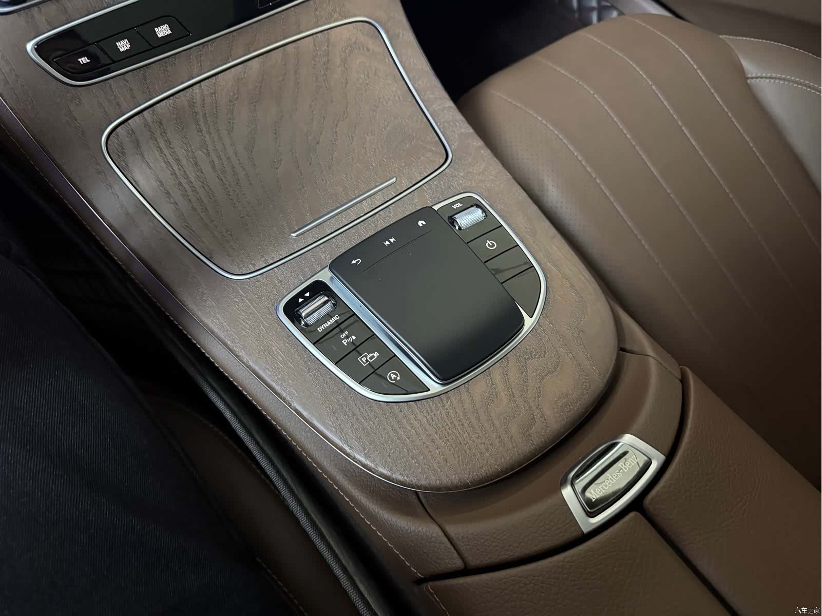 Mercedes-Benz E-Class, 2021 18