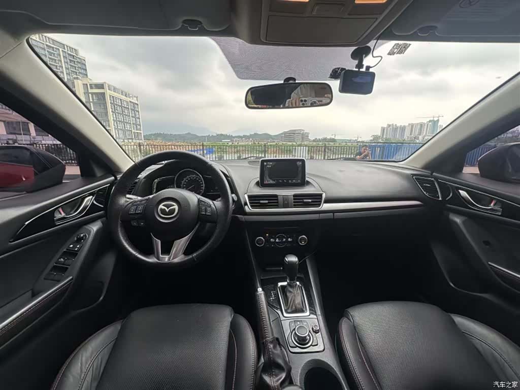 Mazda Mazda3, 2016 13