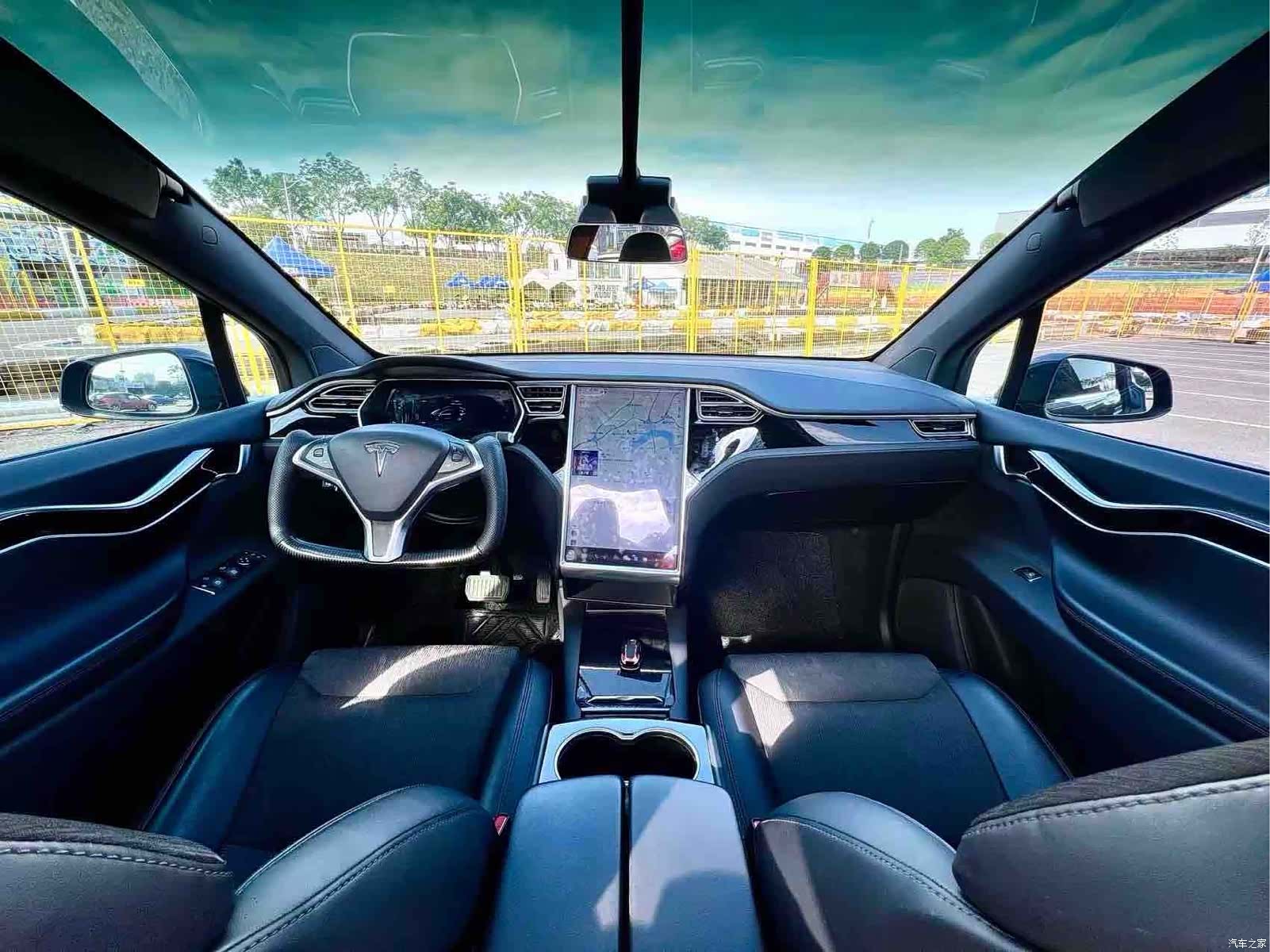 Tesla Model X, 2017 8