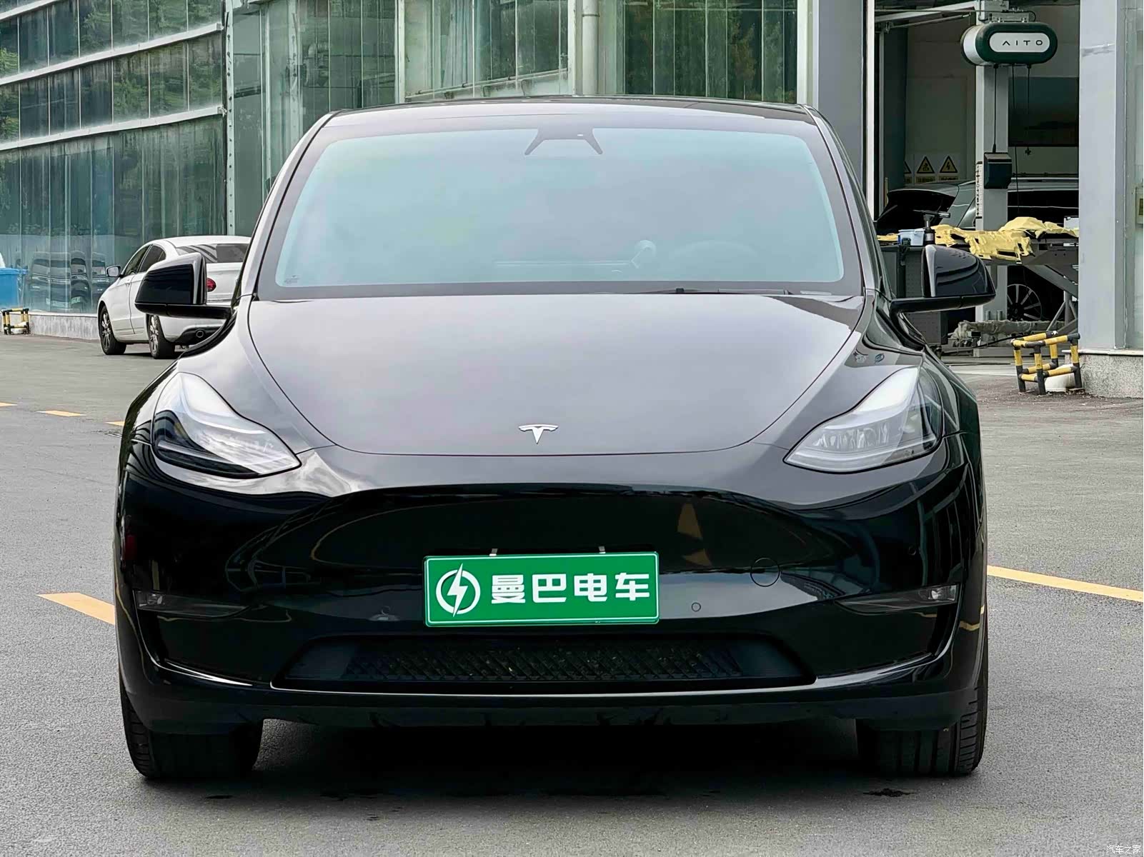 Tesla Model Y, 2022 2