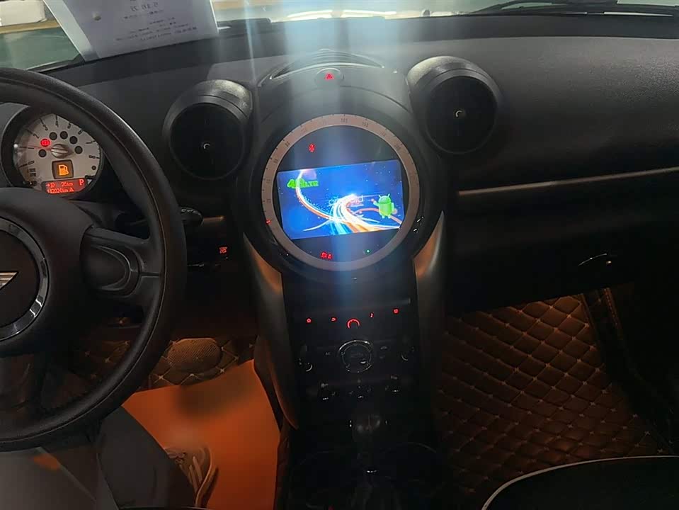 MINI COUNTRYMAN