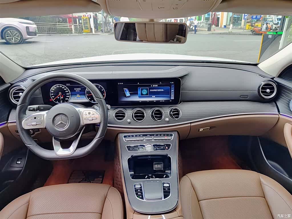 Mercedes-Benz E-Class, 2019 10